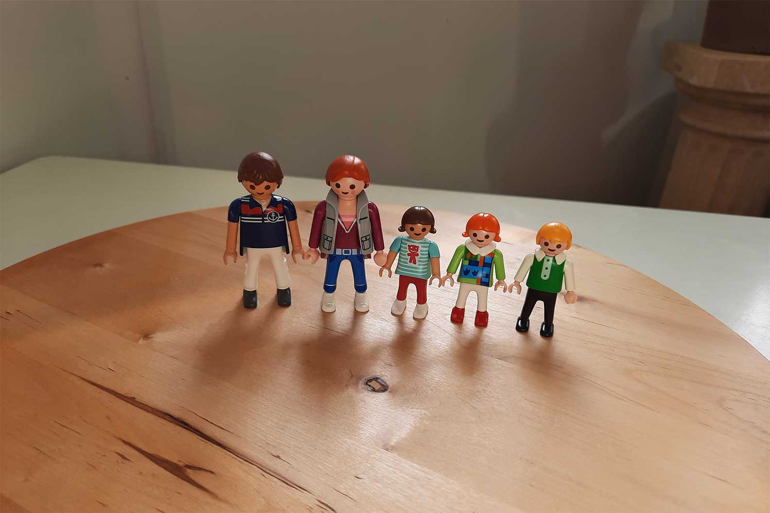 Spielfiguren einer Familienaufstellung